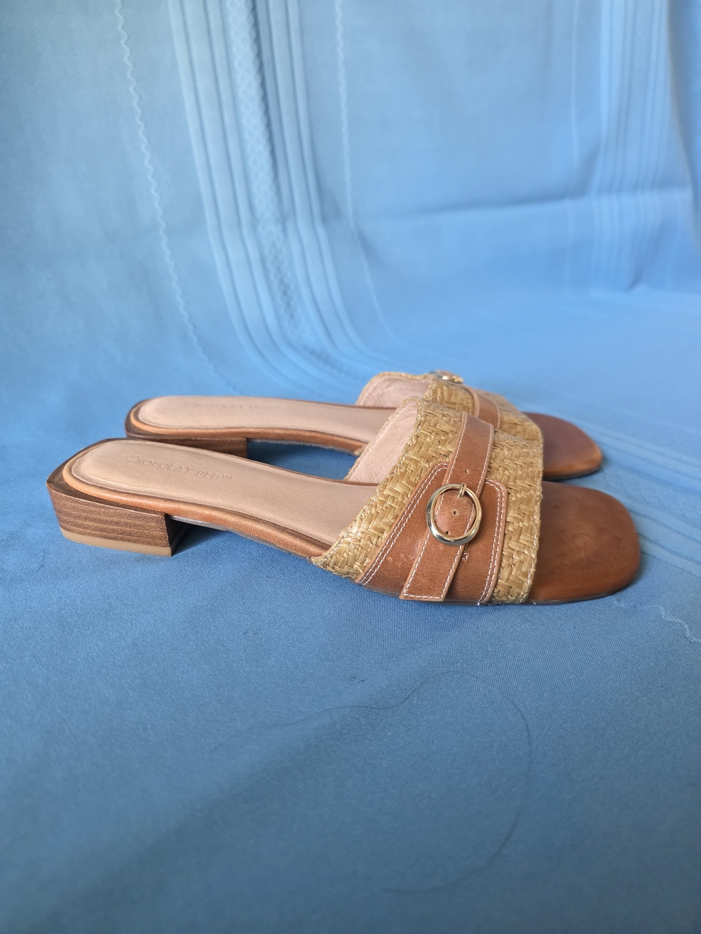 Chocolat Blu Briella Toast Raffia Slide Sandals 8.5 Boho Resortwear Quiet Luxury